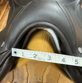 2018 Devououx Biarritz Jump Saddle - 16.5"