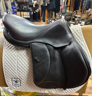 2018 Voltaire Palm Beach Jump Saddle - 17"