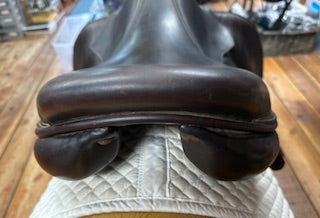 2018 Voltaire Palm Beach Jump Saddle - 17"