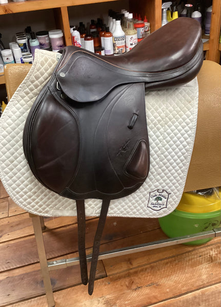 2016 Equipe Expression Monoflap Jump Saddle - 17.5”
