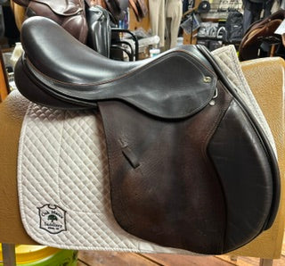 2017 Black Country Riccochet Jump Saddle - 17.5"