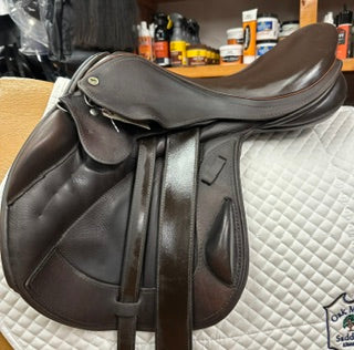 2018 Black Country Vinici Solare Monoflap Jump Saddle - 17"