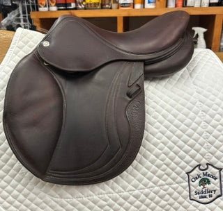 2022 SE 10 Jump Saddle -- 15.5"