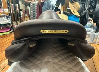 2022 SE 10 Jump Saddle -- 15.5"