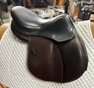 2023 Voltair Palm Beach Jump Saddle - 16"