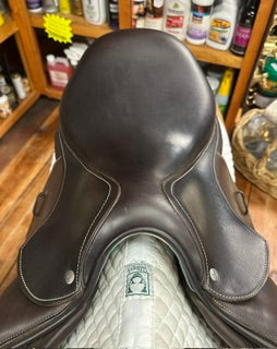2023 Voltair Palm Beach Jump Saddle - 16"