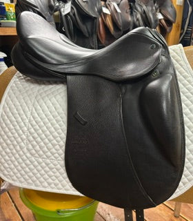 2014 Stubben D Genesis CL Dressage Saddle - 17.5"