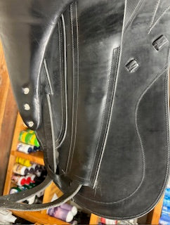 2017 CWD Dressage Saddle - 17.5"