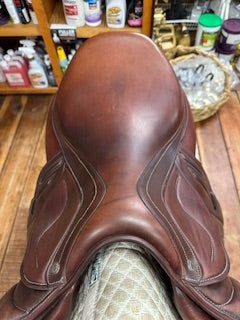 2020 Devoucoux Biarritz Lab 2AB Jump Saddle - 17.5"