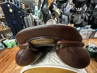 2024 Stubben Portos Jump Saddle - 18"