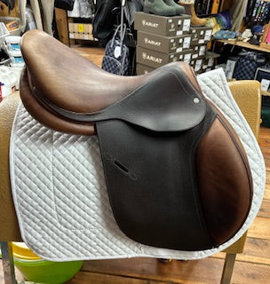 Arc De Triomphe Gazelle close contact saddle - 17.5"
