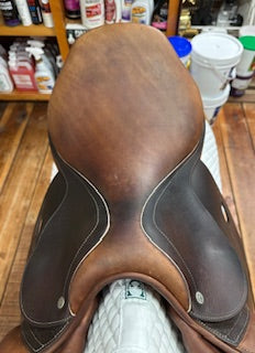 Arc De Triomphe Gazelle close contact saddle - 17.5"