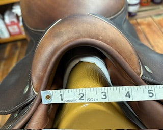 Arc De Triomphe Gazelle close contact saddle - 17.5"
