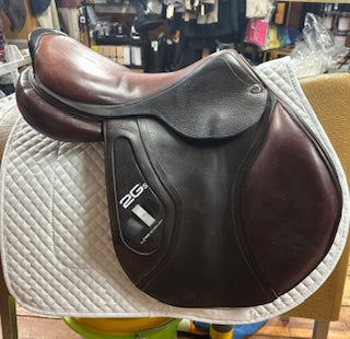 2013 CWD SE25 2Gs Jump Saddle - 17.5"