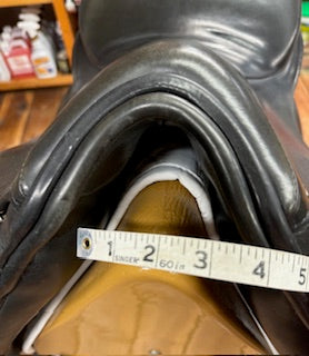 2013 M Toulouse Alyssa Dressage Saddle - 17.5"