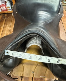 2010 Albion Platinum Ultima Dressage Saddle - 18"