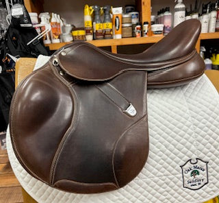 2021 Bates Luxe Jump Saddle - 17.5