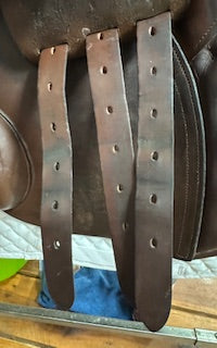 2003 County Conquest Jump Saddle - 17.5"