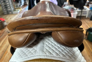 2003 County Conquest Jump Saddle - 17.5"