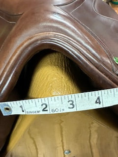 2003 County Conquest Jump Saddle - 17.5"