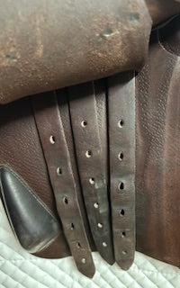 2020 Devoucoux Biarritz Jump Saddle - 17"
