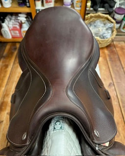 2022 CWD SE01 Jump Saddle -18"