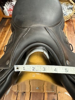 2021 Voltaire Stuttgart Jump Saddle - 17.5"