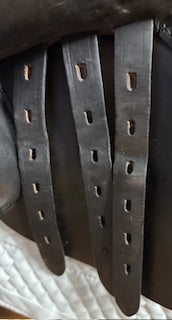 Black Country Solare Jump Saddle - 18.5"