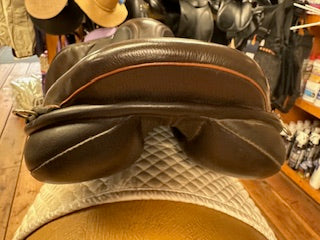 Black Country Solare Jump Saddle - 18.5"