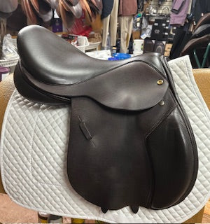 Black Country Jump Saddle - 18"
