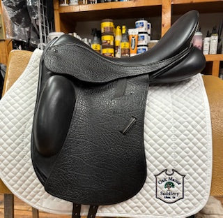 2021 County Epiphany Dressage Saddle - 18"