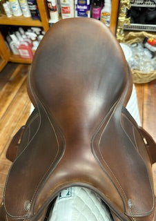 2023 Arion C2 Monoflap Jump Saddle 17.5"