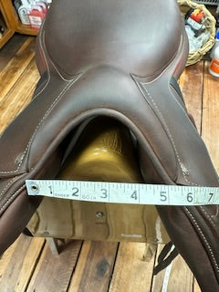 2024 Arion C2 Monoflap Jump Saddle - 17.5"