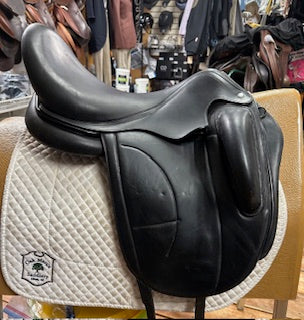 2022 Arion 4D Dressage Saddle - 18"