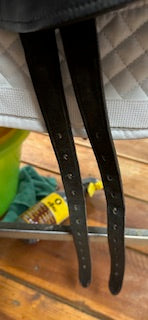 Albion Kontact Lite Monoflap Jump Saddle - 18"