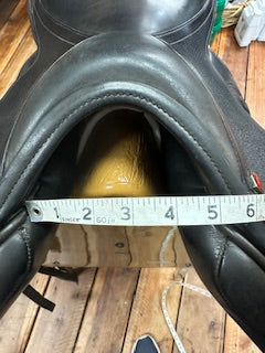 Albion Kontact Lite Monoflap Jump Saddle - 18"