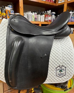 2013 County Perfection Dressage Saddle - 17.5"