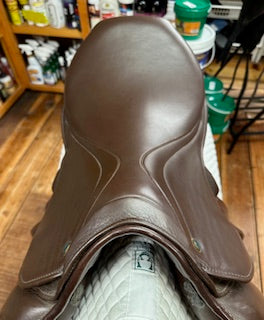 Stubben Excalibur Monoflap Jump Saddle - 18"