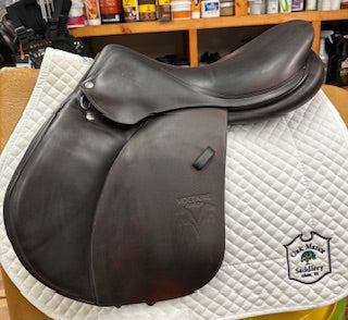 2016 Voltaire Palm Beach Jump Saddle - 17.5"