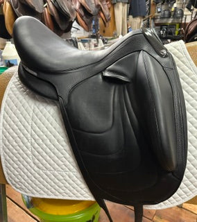 2020 Devoucoux Makila Harmonie Monoflap Dressage Saddle - 17.5"